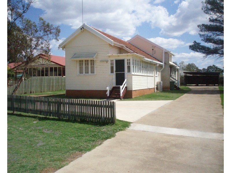 4/56 York Street, Oakey QLD 4401
