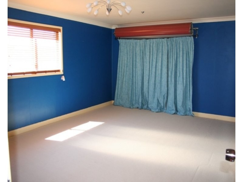 43 Hamlyn Road, Oakey QLD 4401