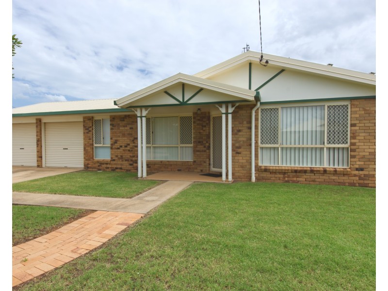 15 Joseph Street, Oakey QLD 4401
