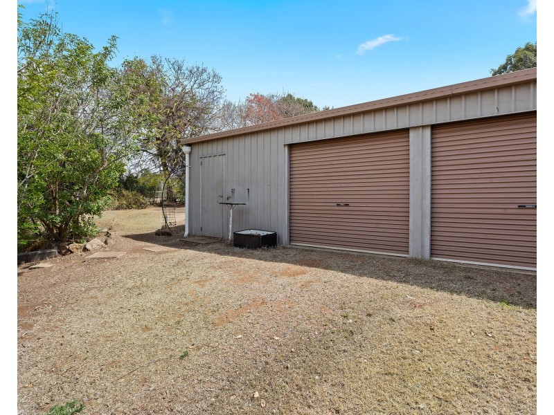 33 Werth Street, Oakey QLD 4401