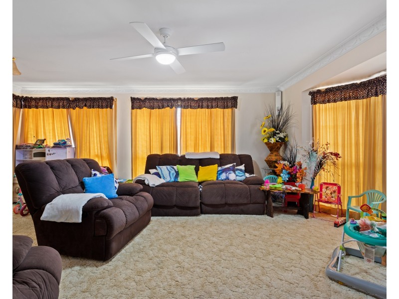 33 Werth Street, Oakey QLD 4401