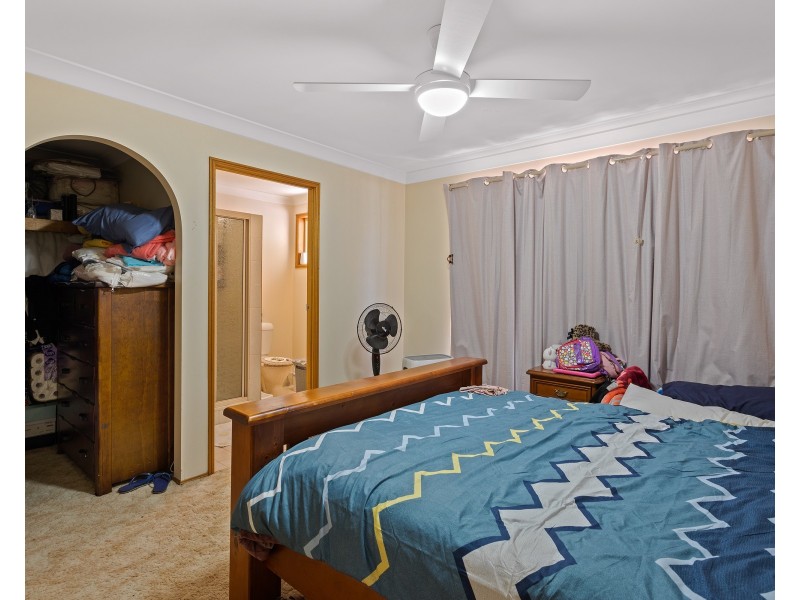 33 Werth Street, Oakey QLD 4401