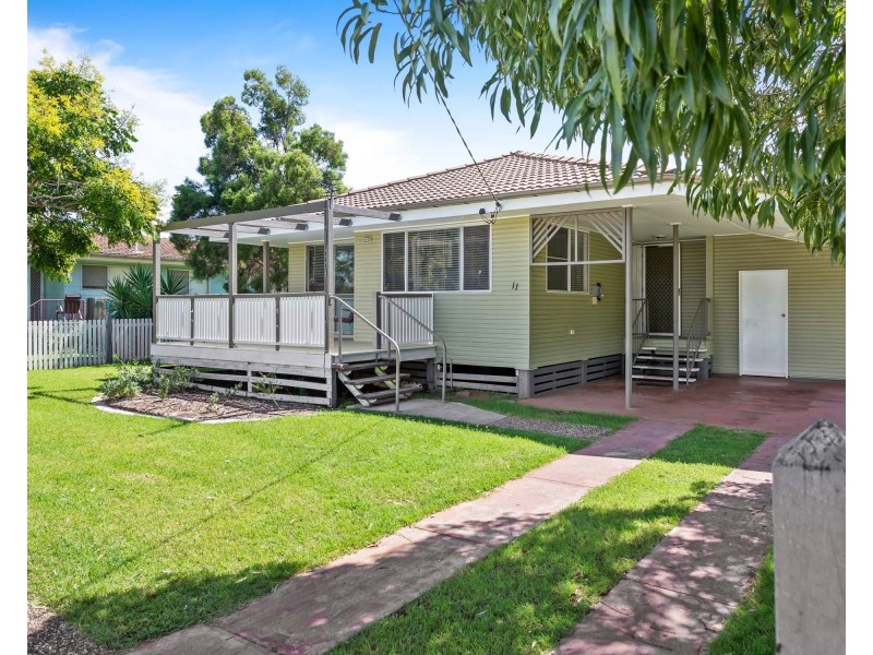 11 Milligan Street, Oakey QLD 4401