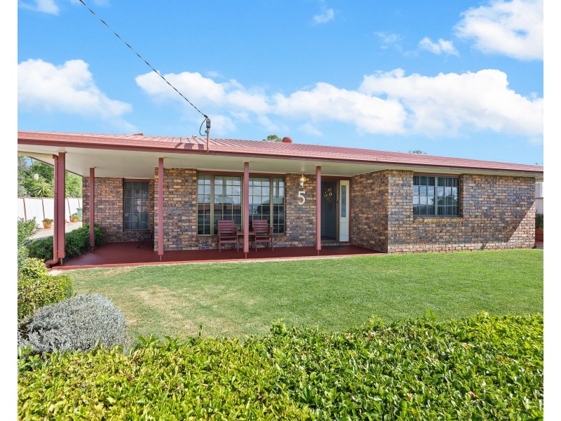 5 Hass Street, Oakey QLD 4401