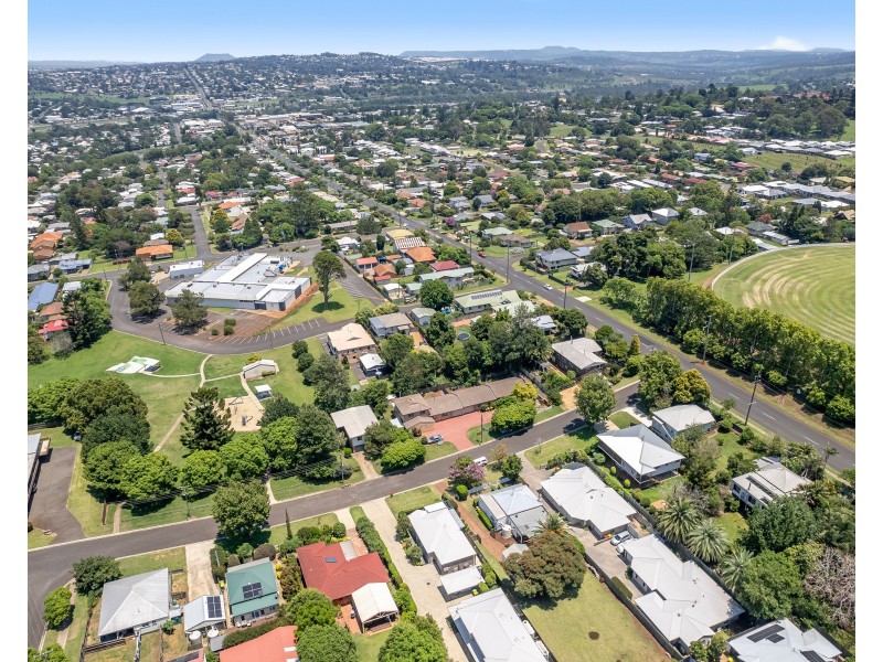 1/6 Prospect Street, North Toowoomba QLD 4350
