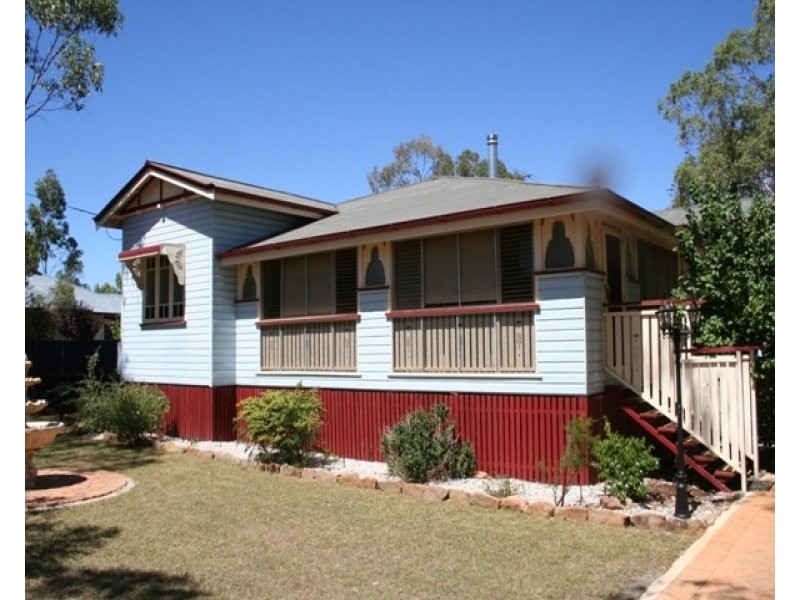 4A Toowoomba Road, Oakey QLD 4401