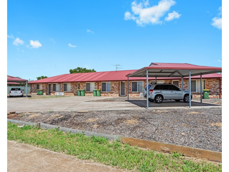 1/3 Berghofer Drive, Oakey QLD 4401