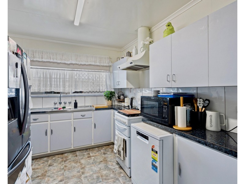 13 Delray Street, Oakey QLD 4401