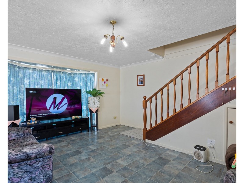 11 Toowoomba Road, Oakey QLD 4401