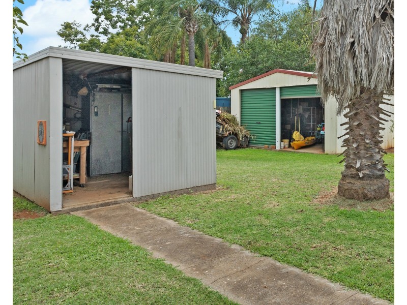 23 James Street, Oakey QLD 4401
