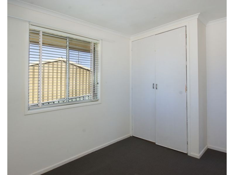 2/54 Hoey Street, Kearneys Spring QLD 4350
