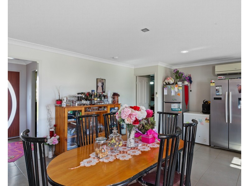 30 Berghofer Drive, Oakey QLD 4401