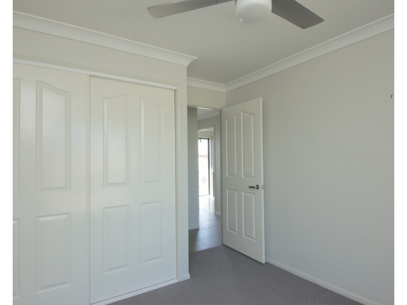 30 Berghofer Drive, Oakey QLD 4401