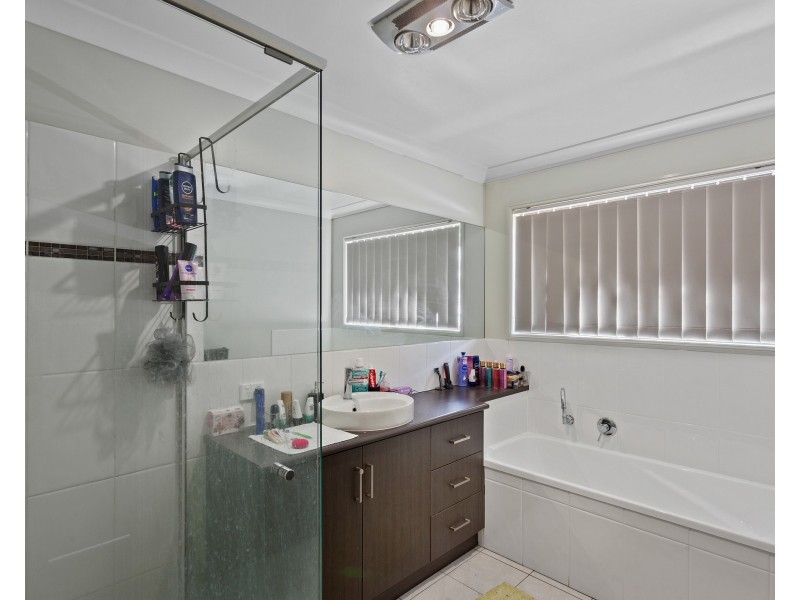 30 Berghofer Drive, Oakey QLD 4401