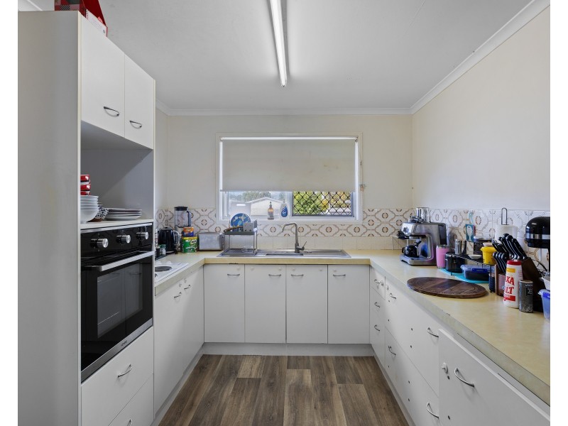 6 Werth Street, Oakey QLD 4401