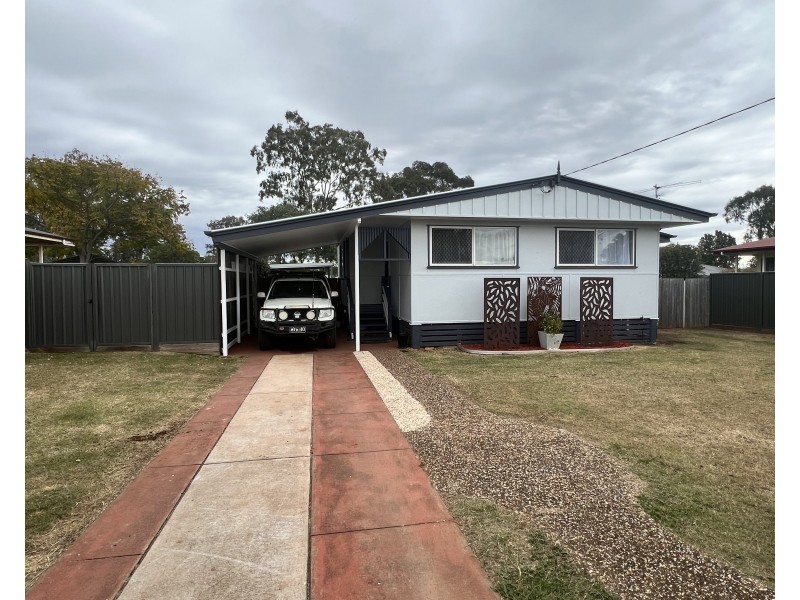 18 Delray Street, Oakey QLD 4401