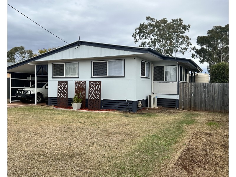 18 Delray Street, Oakey QLD 4401