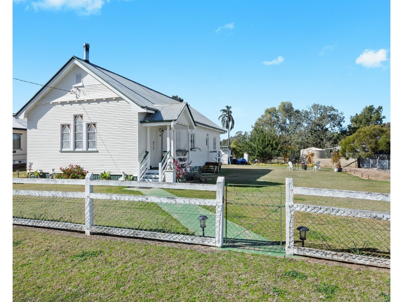 10 Margaret Street, Maclagan QLD 4352