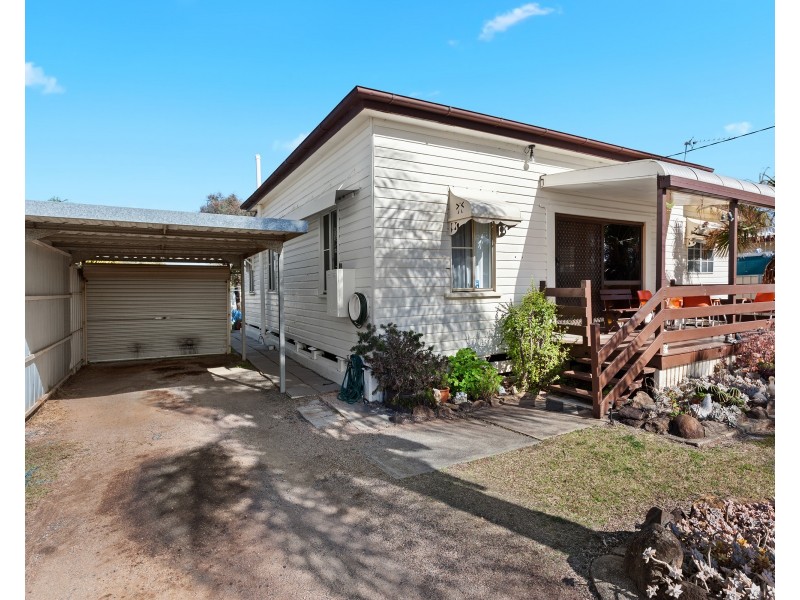 7 Federal Street, Oakey QLD 4401