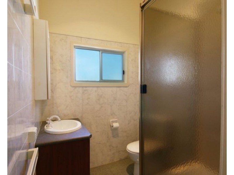 145 Henningsen Road, Oakey QLD 4401