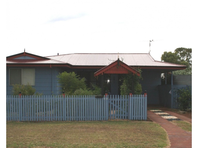 33 Proposch Street, Oakey QLD 4401