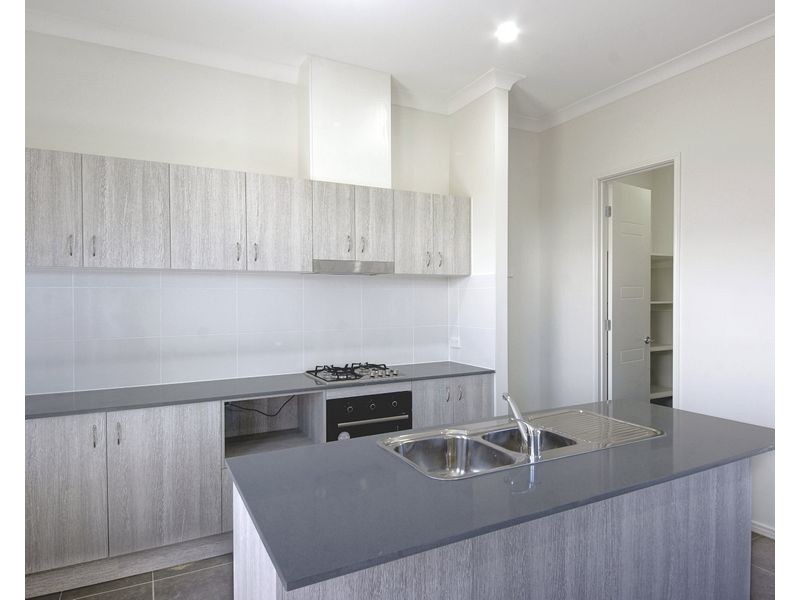 1/6 Monash Lane, Newtown QLD 4350
