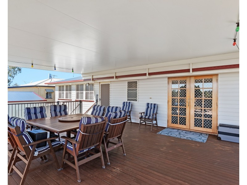 18 Main Street, Mount Tyson QLD 4356