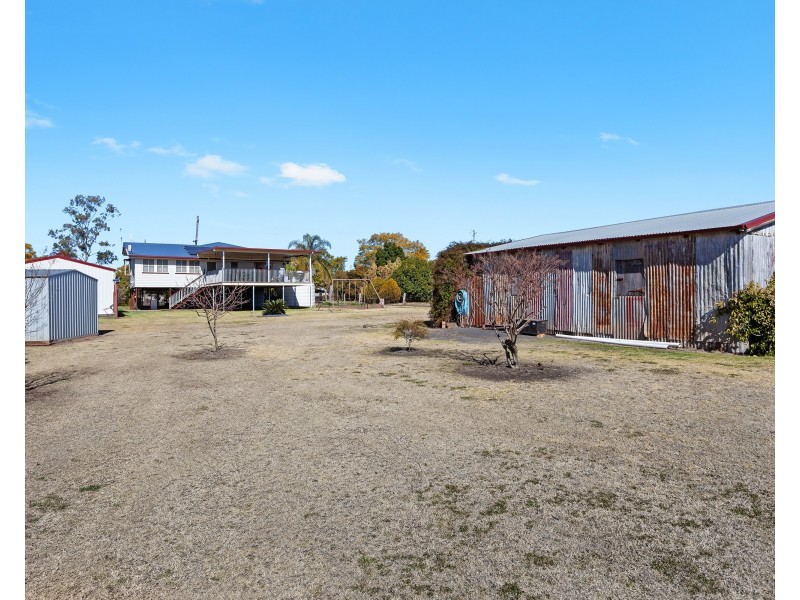 18 Main Street, Mount Tyson QLD 4356