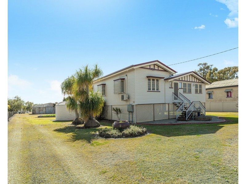 18 Main Street, Mount Tyson QLD 4356