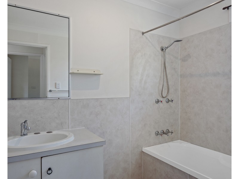 23 West Street, Oakey QLD 4401