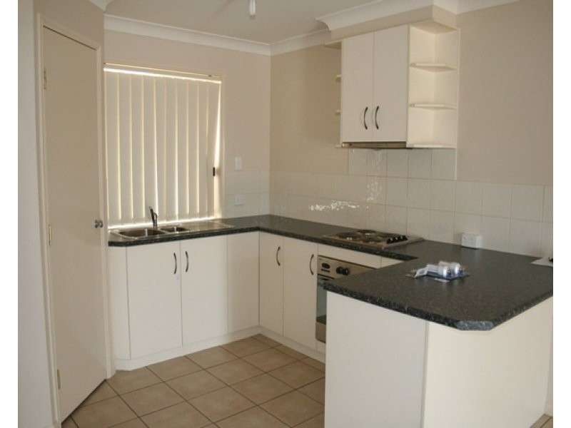 1/3 Berghofer Drive, Oakey QLD 4401