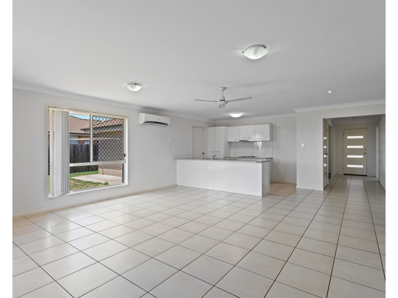 13 Clive Street, Oakey QLD 4401