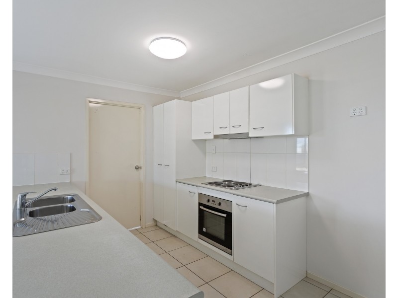13 Clive Street, Oakey QLD 4401