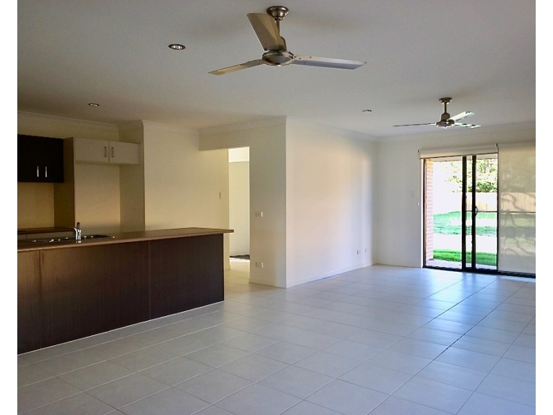 22 Cunningham Street, Oakey QLD 4401