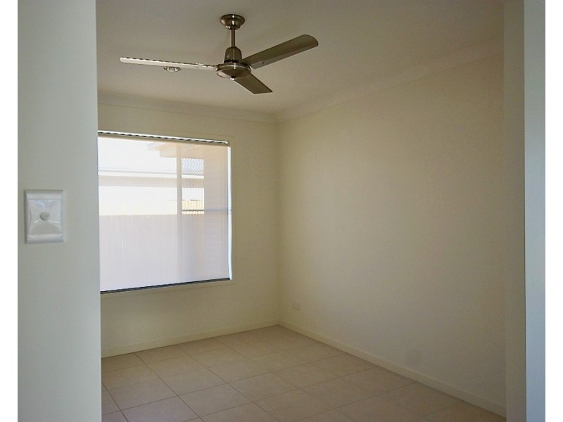 22 Cunningham Street, Oakey QLD 4401