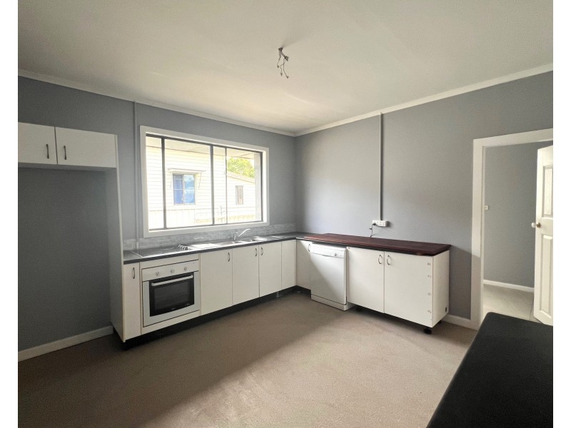 40 Cory Street, Oakey QLD 4401