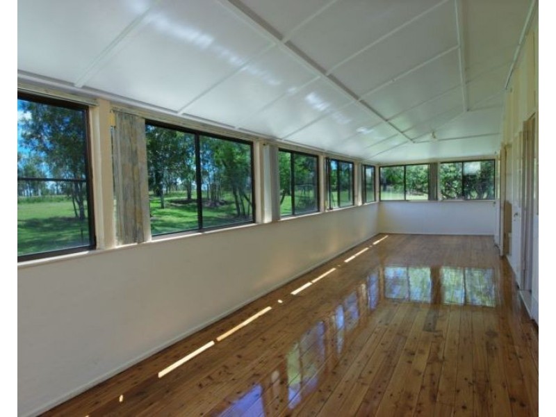 145 Henningsen Road, Oakey QLD 4401