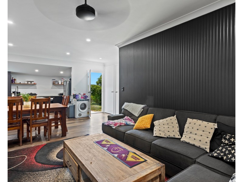 21A David Street, Rockville QLD 4350