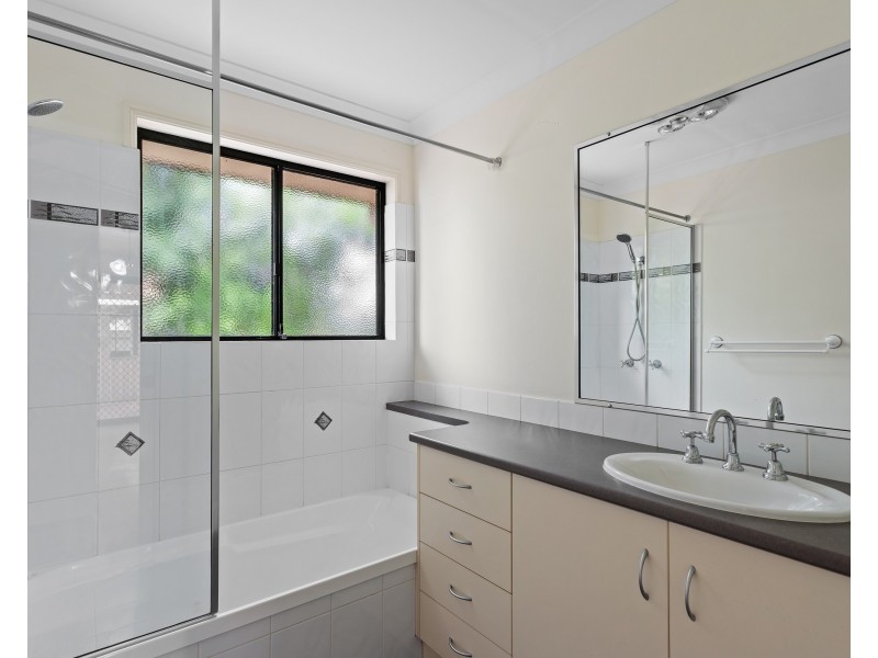 29 Werth Street, Oakey QLD 4401