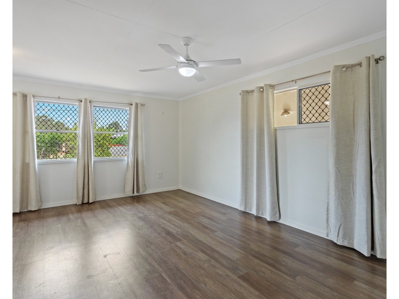 13 James Street, Oakey QLD 4401