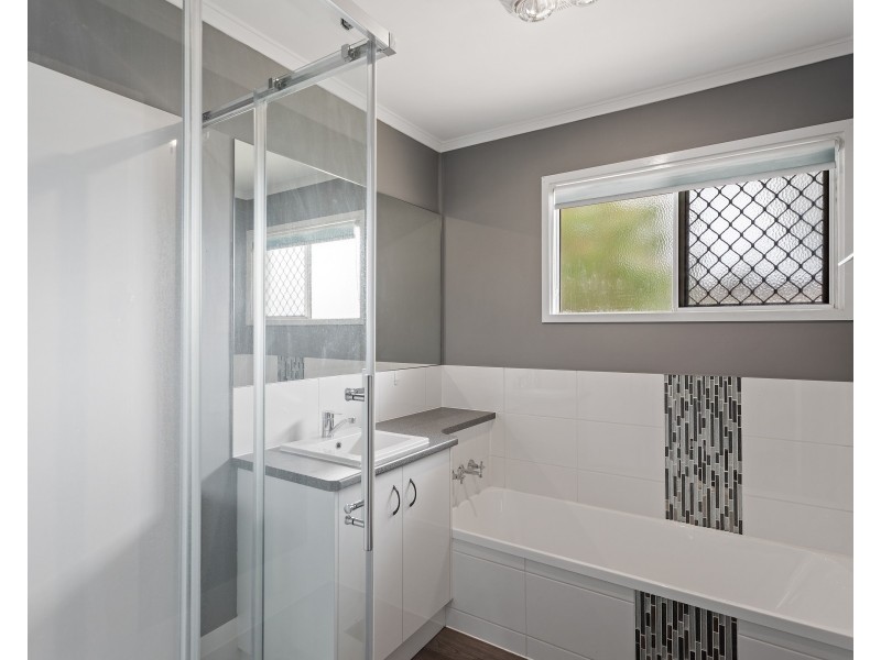 13 James Street, Oakey QLD 4401