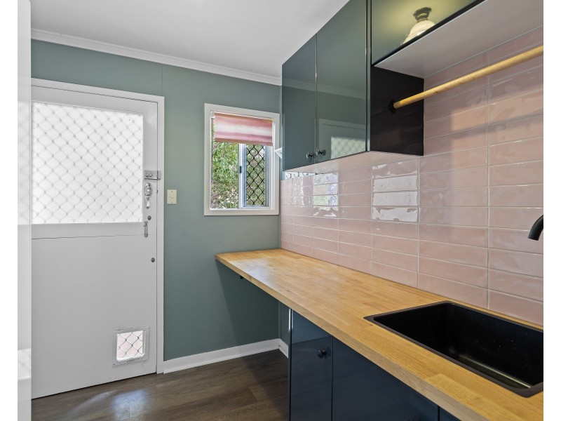 13 James Street, Oakey QLD 4401