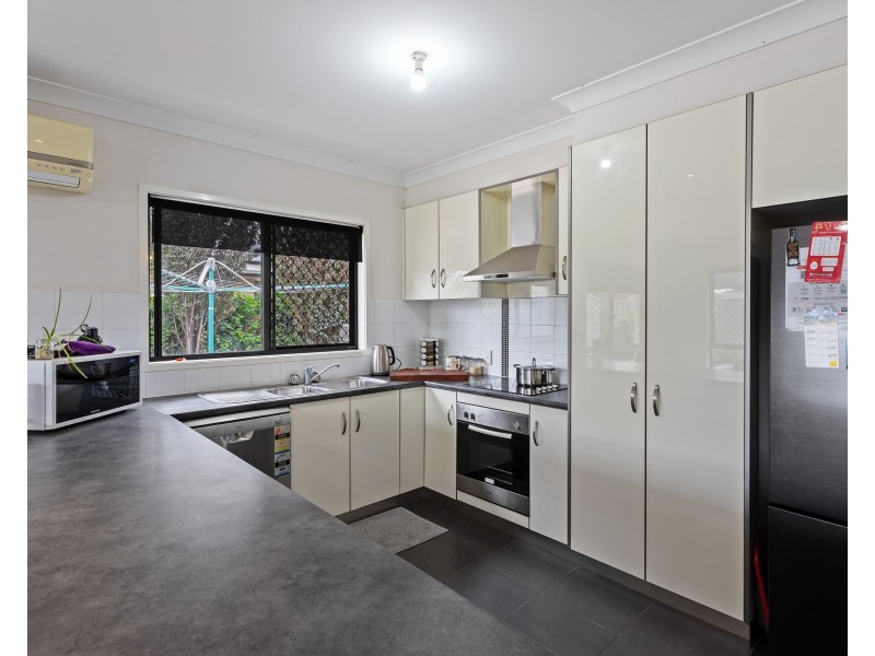 35 Murray Street, Oakey QLD 4401