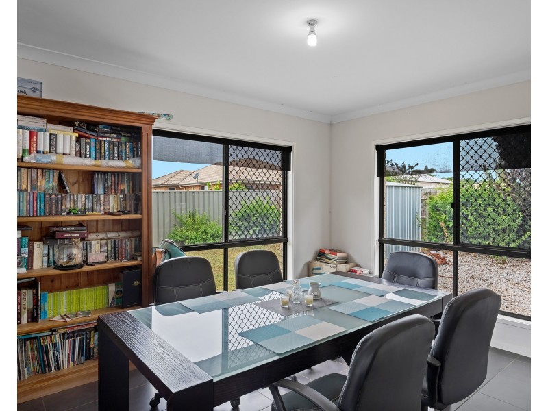 35 Murray Street, Oakey QLD 4401