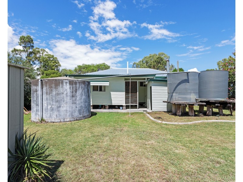 30 Cory Street, Oakey QLD 4401