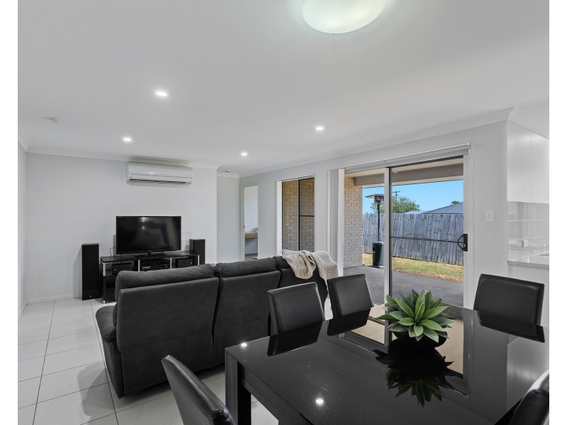 7 Leyden Drive, Oakey QLD 4401