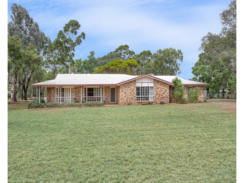 9 Voll Avenue, Oakey QLD 4401