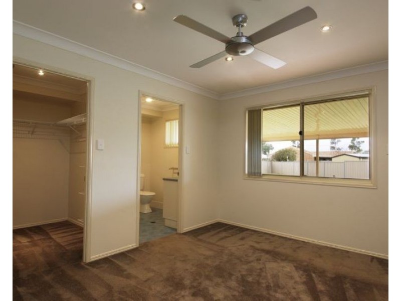 18 Cass Court, Oakey QLD 4401