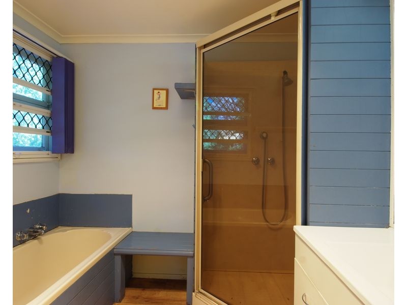 11 Creek Street, Oakey QLD 4401