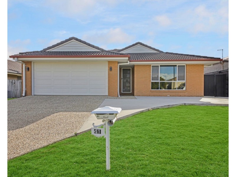 41 Hubner Drive, Rothwell QLD 4022